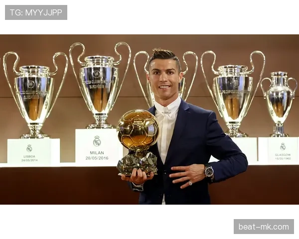 贝肯鲍尔足球哲学赋能团队协作与个人成长，引领现代足球新未来