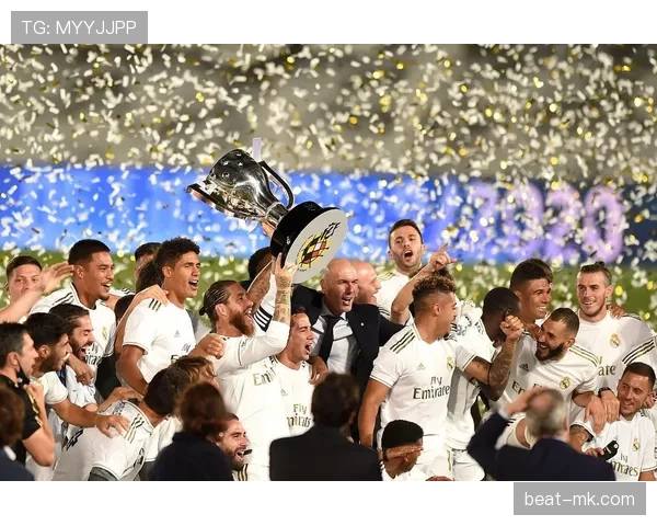 足球明星闪耀赛场，强势表现助推球队竞争力显著提升